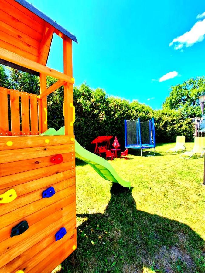 Vila Fenix B&B Ружомберок Экстерьер фото
