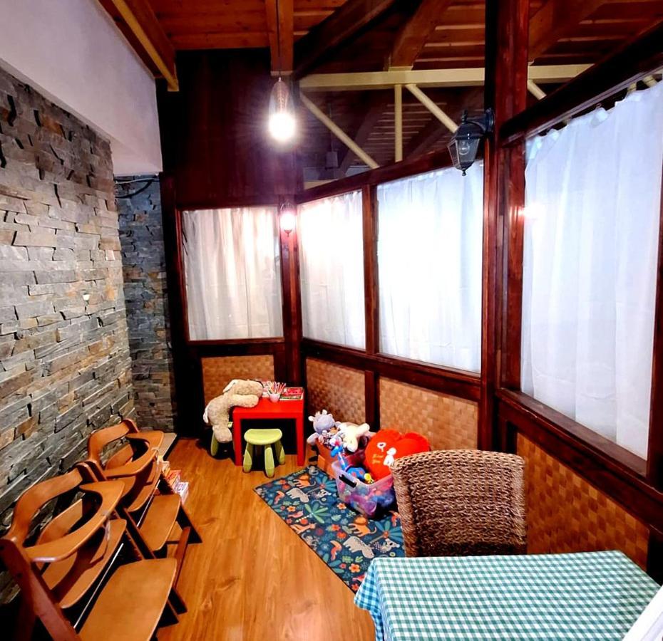 Vila Fenix B&B Ружомберок Экстерьер фото